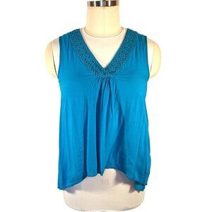 Avenue - Women's 14/16 Tank Top Crochet Trim V-Neck Flared Sharkbite Hem